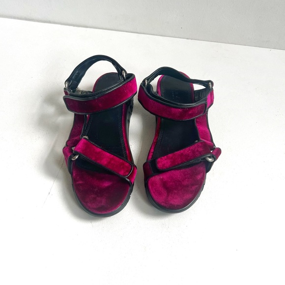 Sandro Paris | Fuchsia Velvet Sandals - Picture 2 of 7